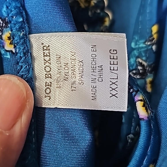Joe Boxer women's summer crop top. Adorable style.  Blue with floral. Size XXXL. - Picture 12 of 14